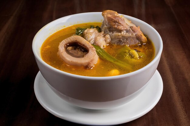 Como o Caldo de Ossos para Caes Pode Transformar a Alimentação do Seu Pet?